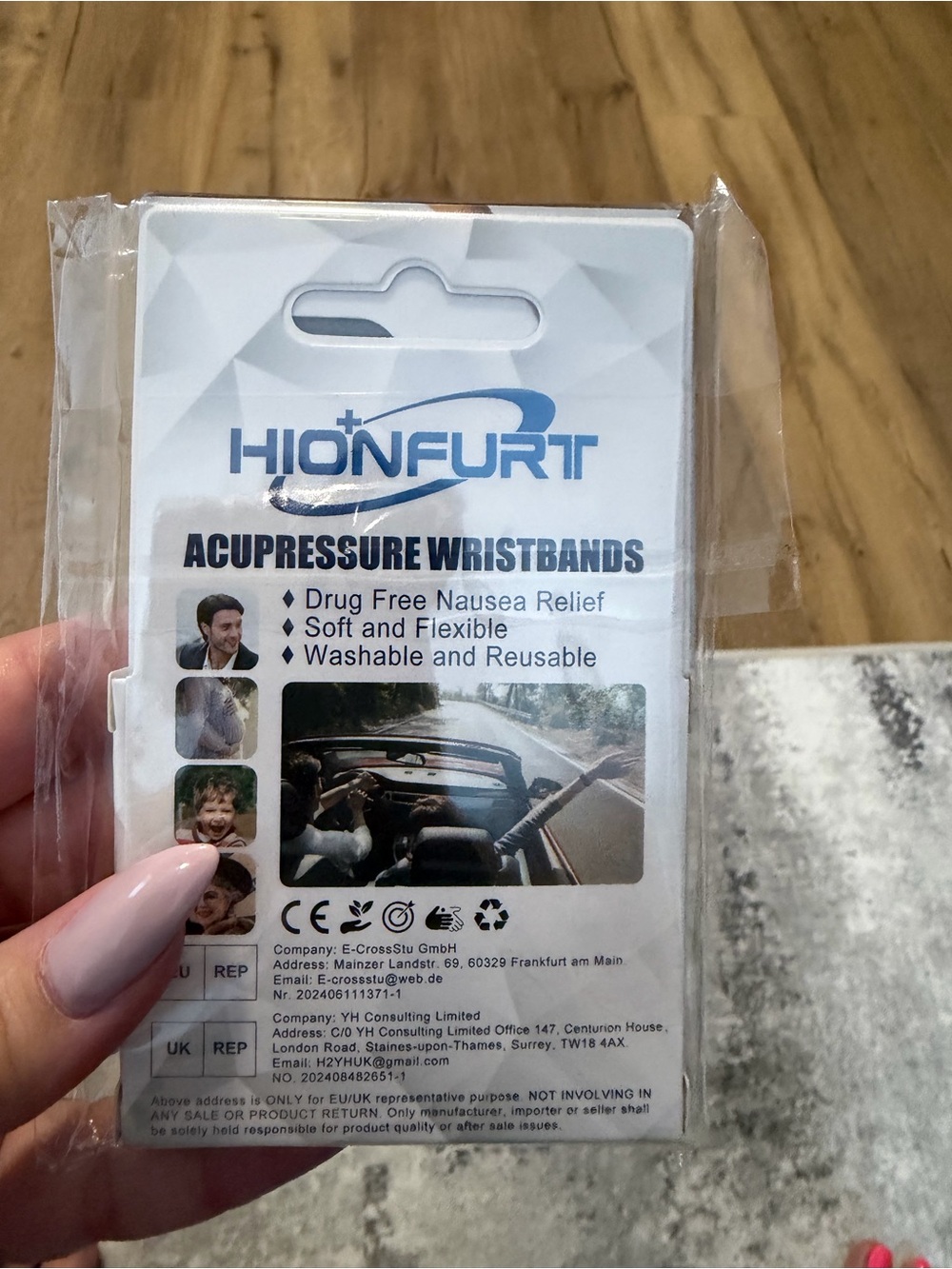 HIONFURT Acupressure Wristbands - White Packaging